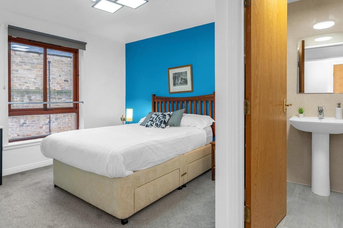Modern 2 Bedroom In Centre Edinburgh