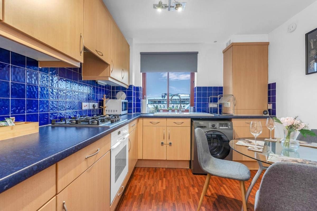 Apartment Modern 2 Bedroom In Centre