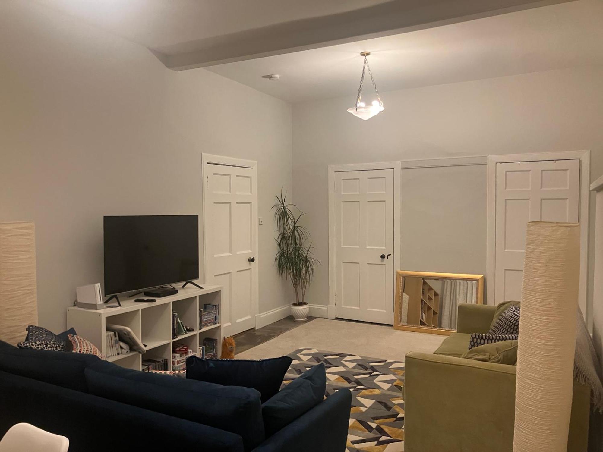 Spacious In Apartment