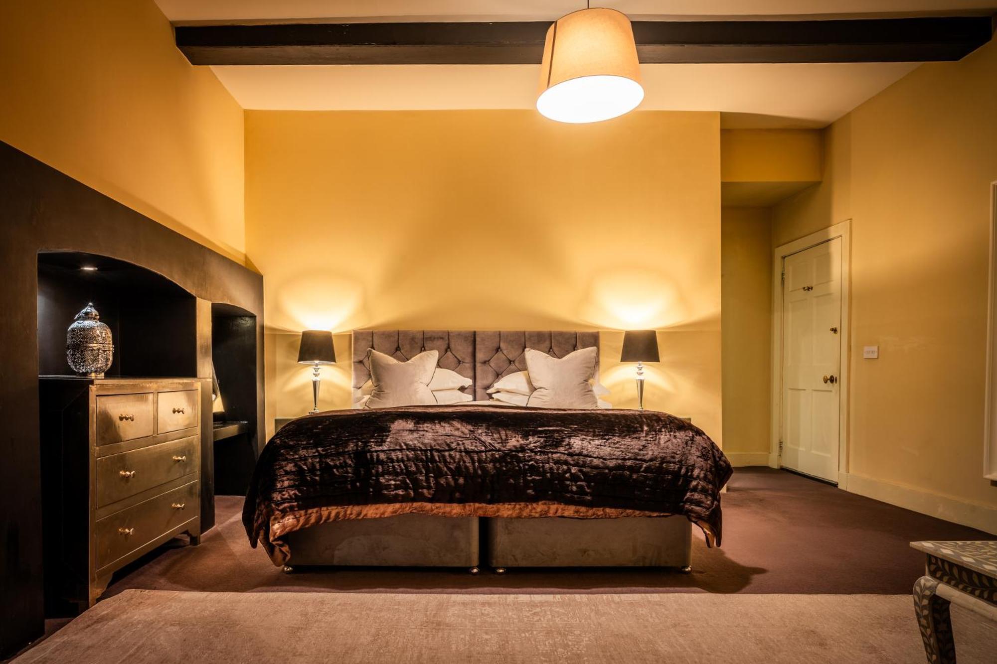 Bed & Breakfast Six Brunton Place