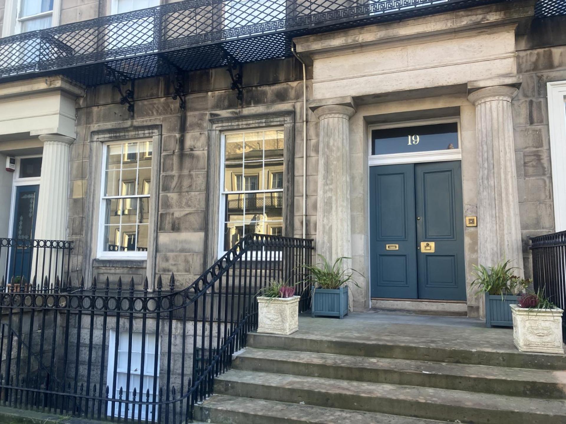 Villa Georgian Townhouse In Centre Edinburgh