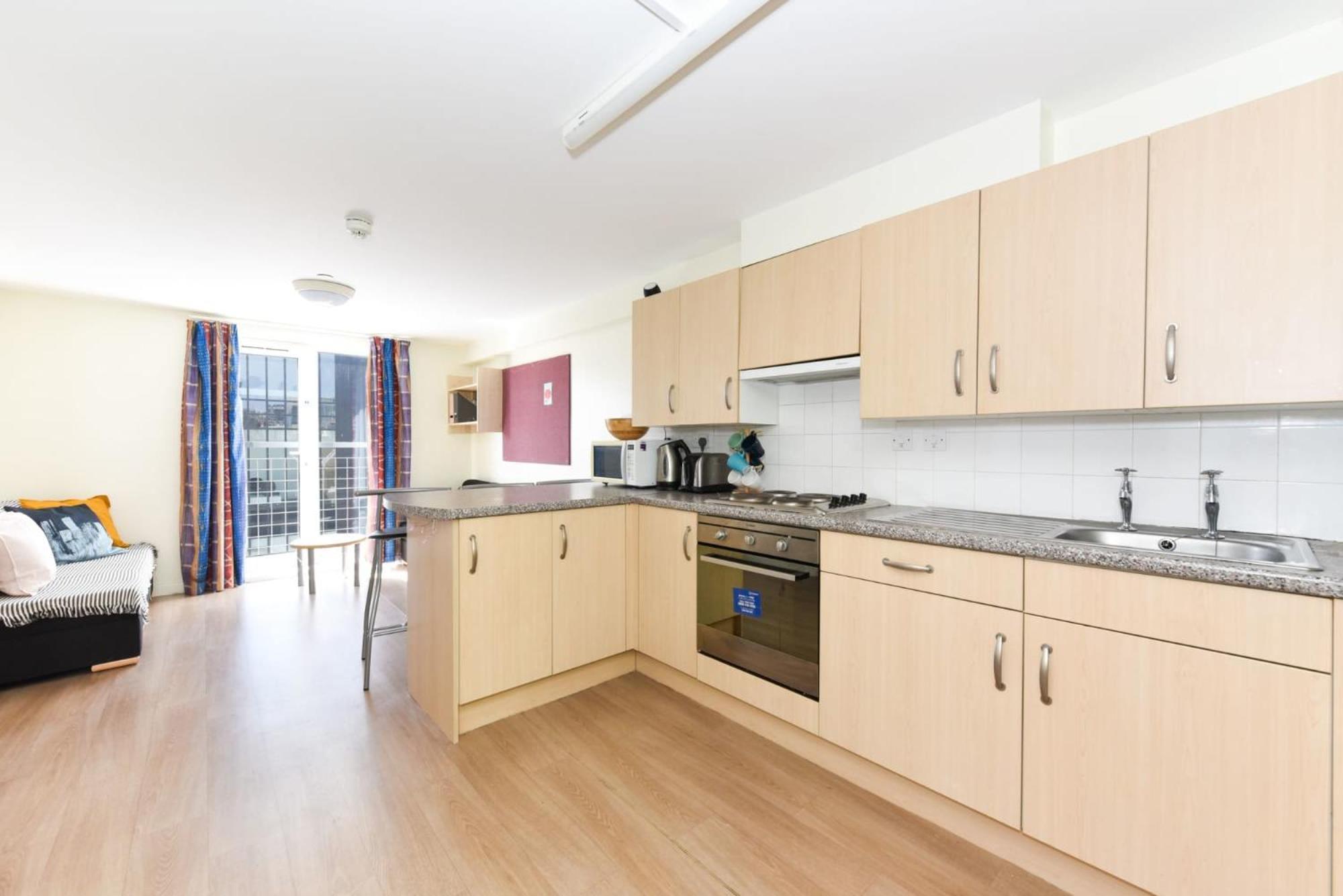 Apartment For Students Only Student Roost Portsburgh Court Edinburgh