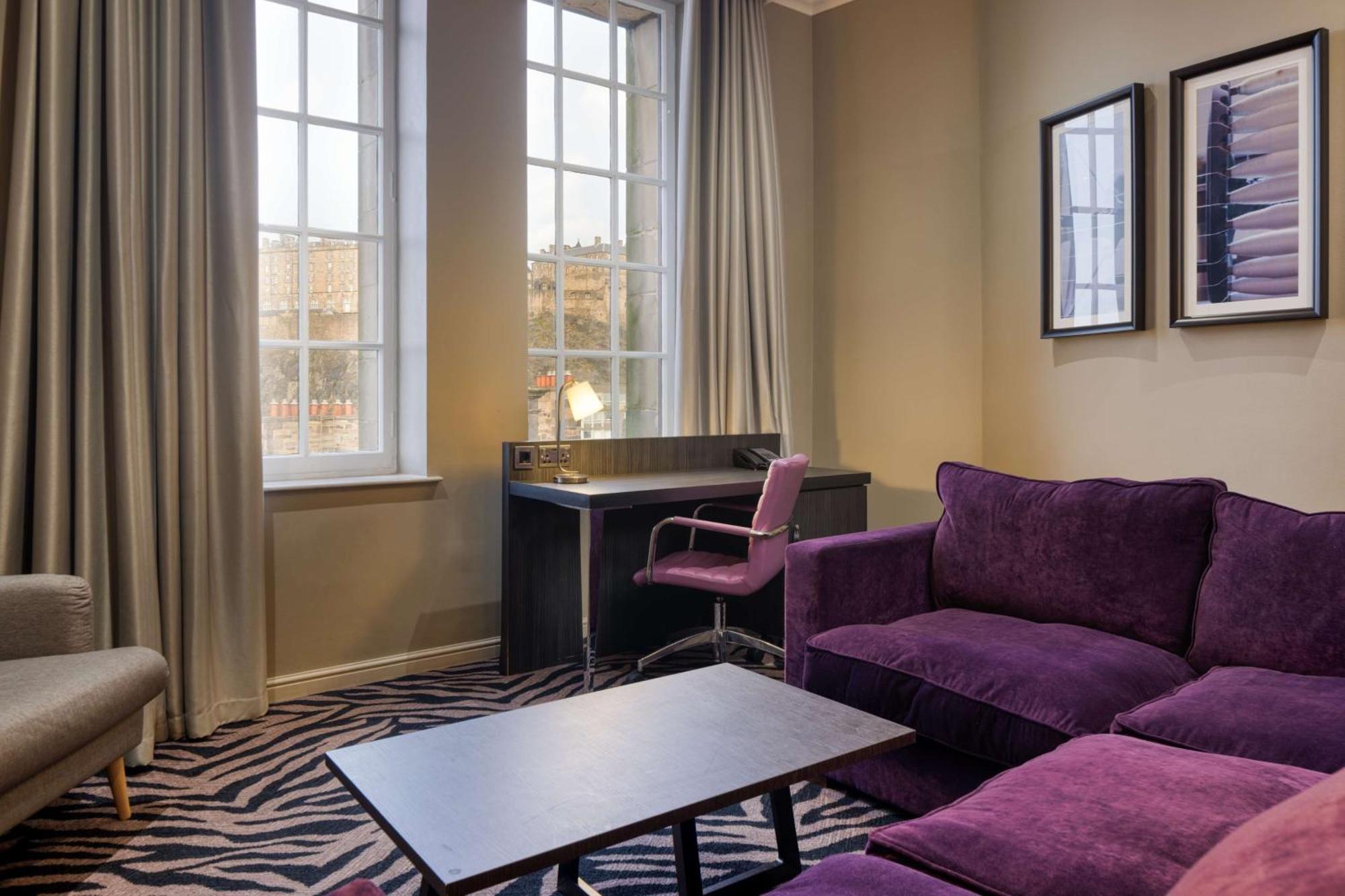 Doubletree By Hilton Centre Hotel 4*