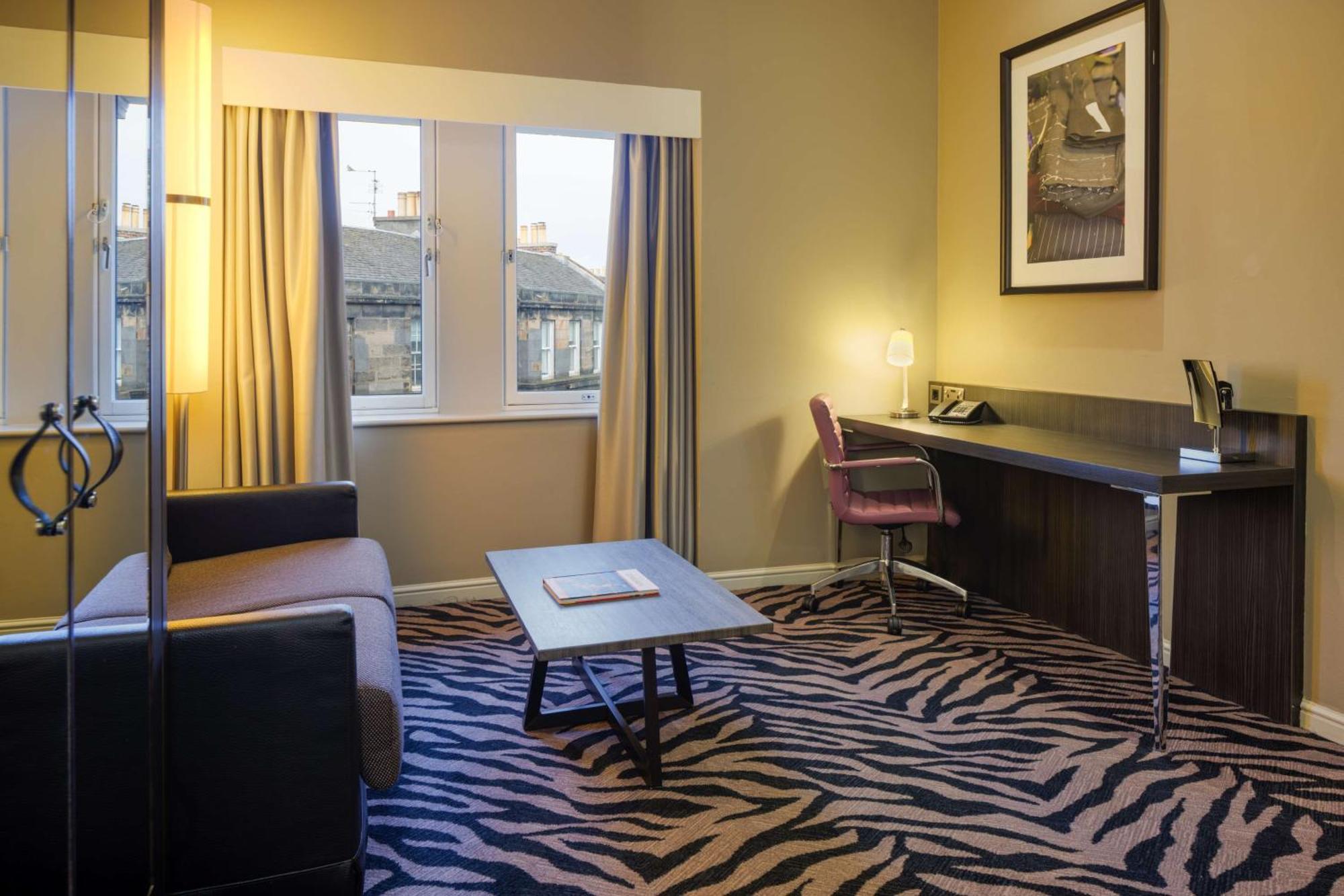 Doubletree By Hilton Centre Hotel 4*