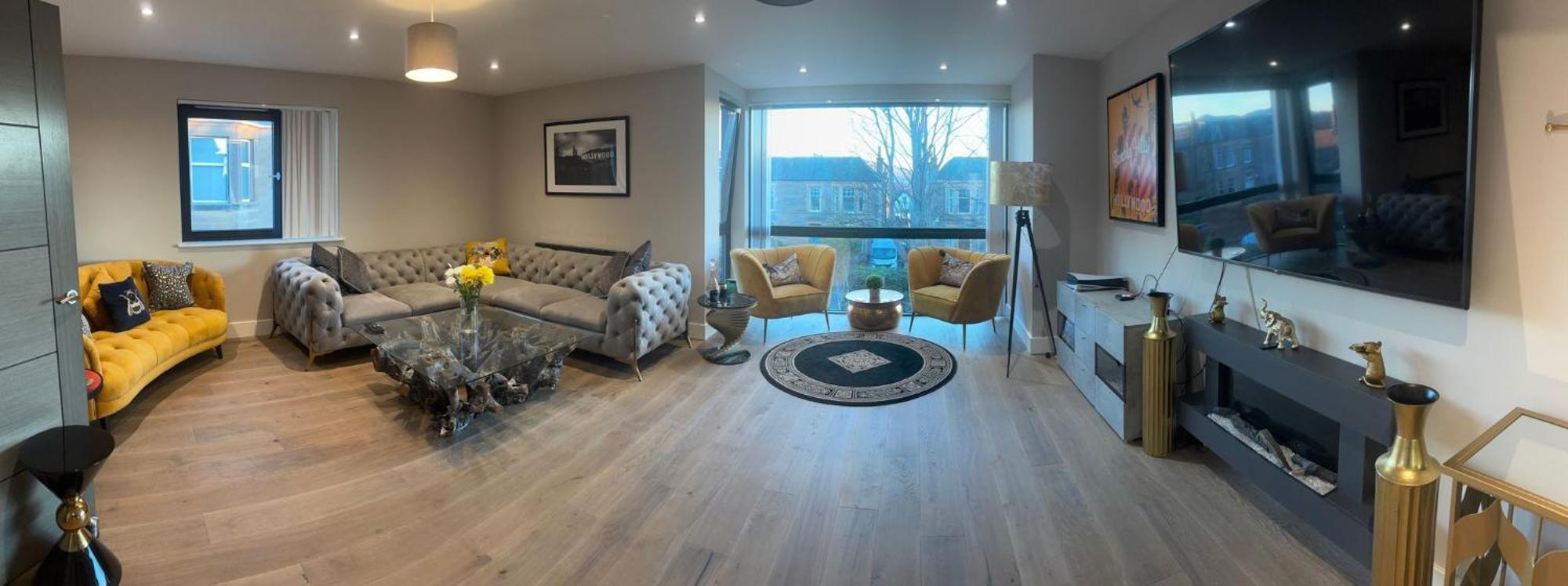 Villa Breathtaking 5 Bedroom Townhouse In Murrayfield Location, Free Parking Edinburgh