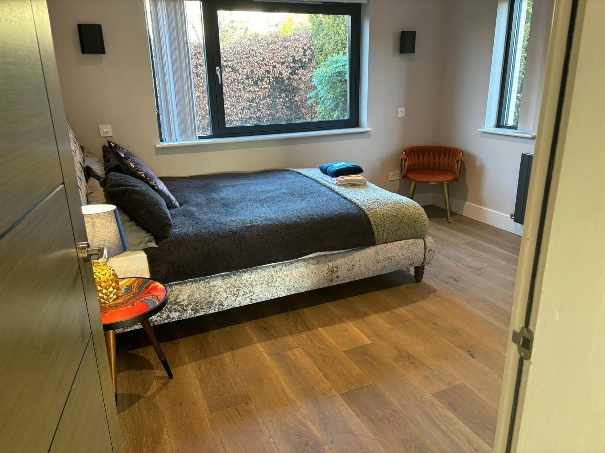 Breathtaking 5 Bedroom Townhouse In Murrayfield Location, Free Parking Villa