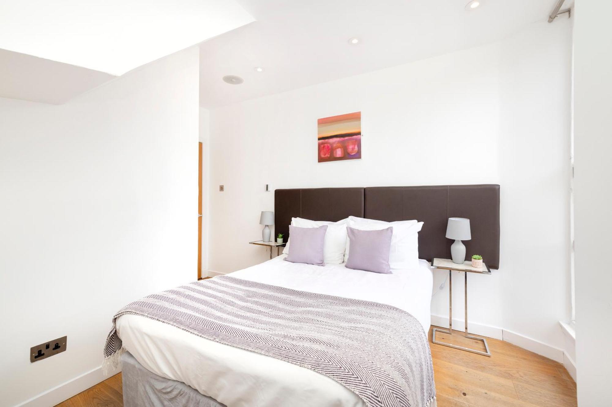 Apartment Joivy Chic 2-br Flats Near Castle EDI
