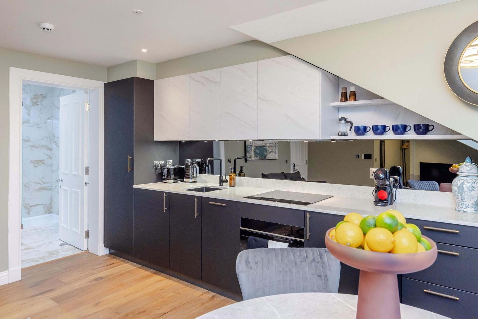 Apartment Dragon Luxury Serviced At Albyn Place Edinburgh
