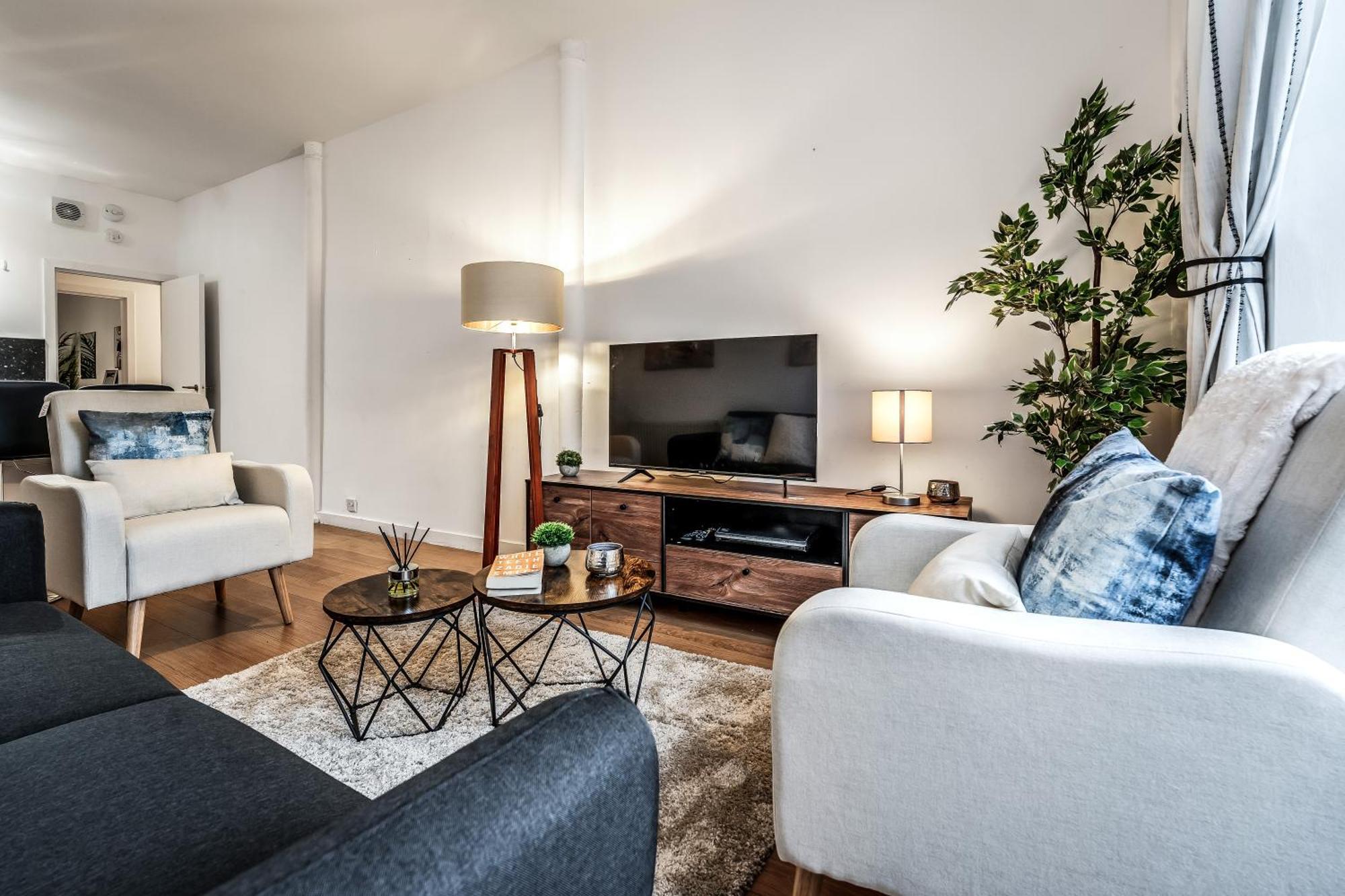 Cozy 2 Bed With Great View - Parking Edinburgh