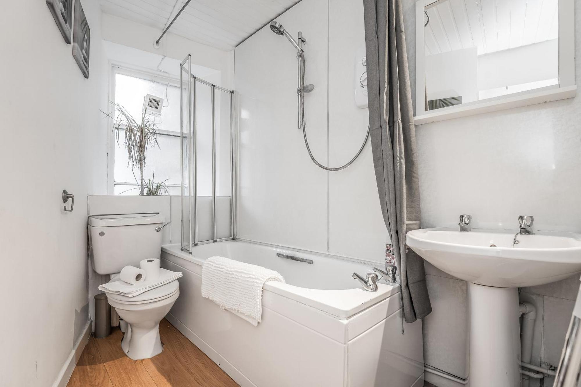 Apartment Cozy 2 Bed With Great View - Parking Edinburgh