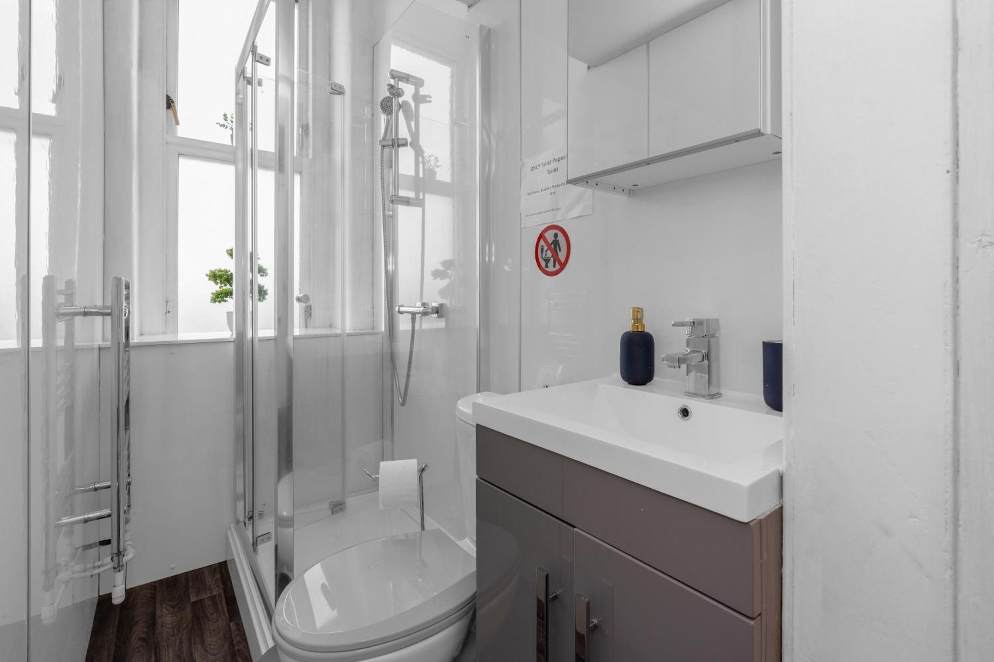 Free Parking, Centre, Lower Granton Abode Apartment *