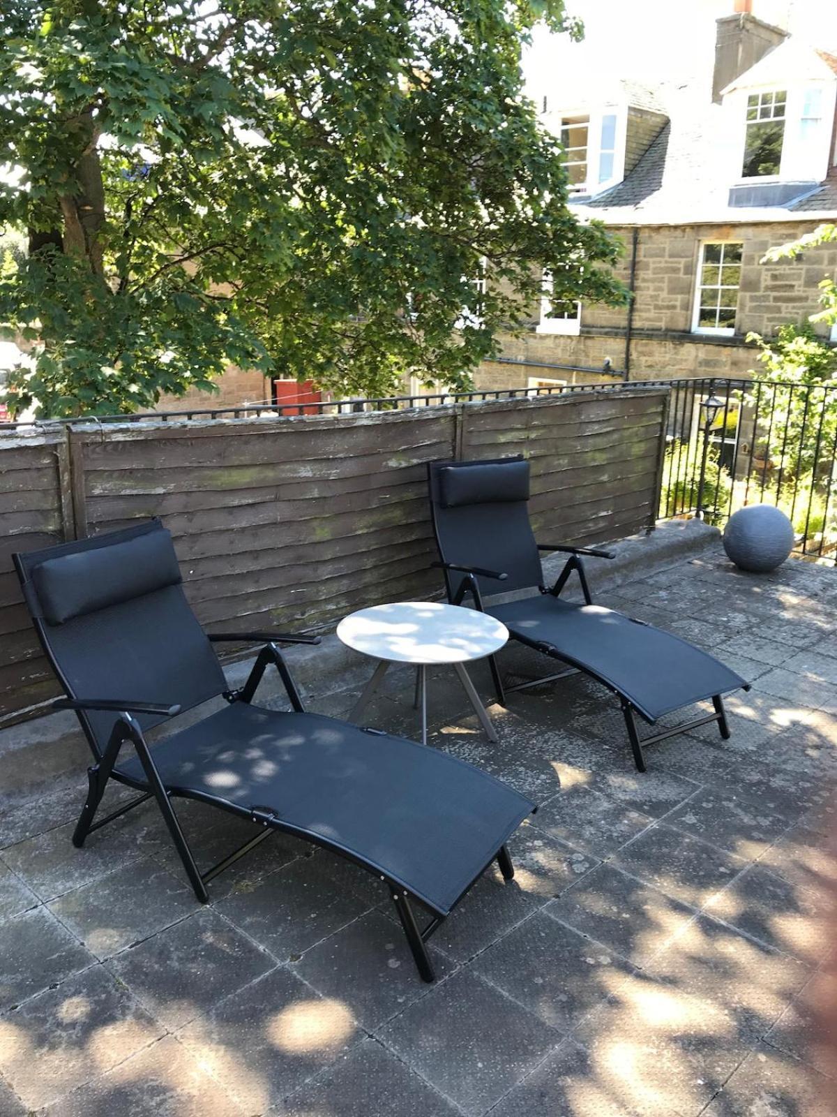 Apartment Stylish With Private Roof Terrace