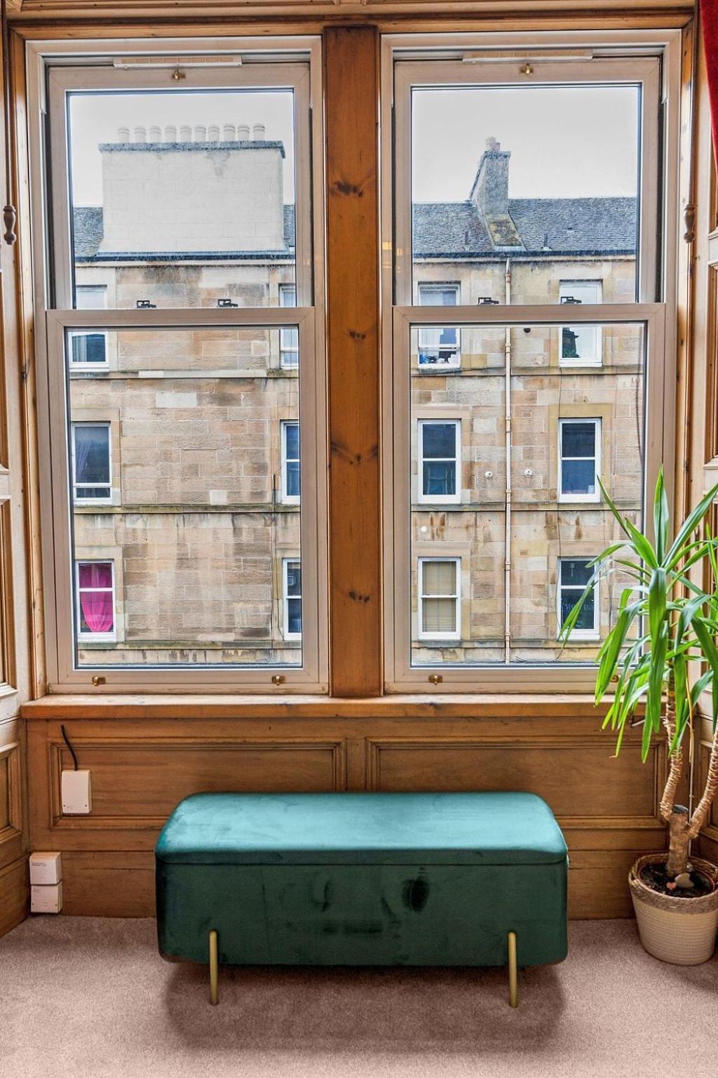 Crighton Place * Edinburgh