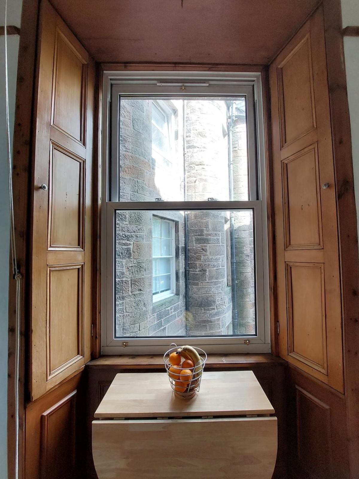 Crighton Place Apartment