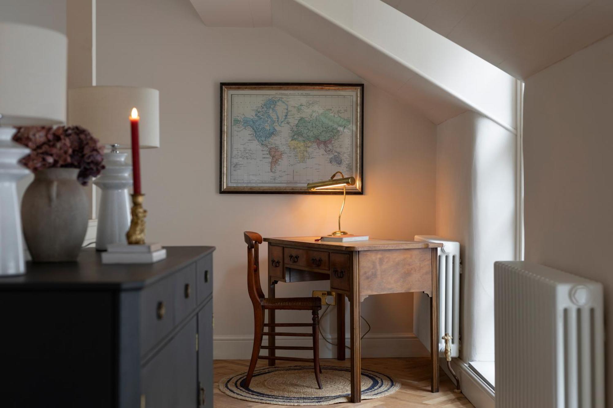 Luxury Mews In The Heart Of New Town Holiday home Edinburgh