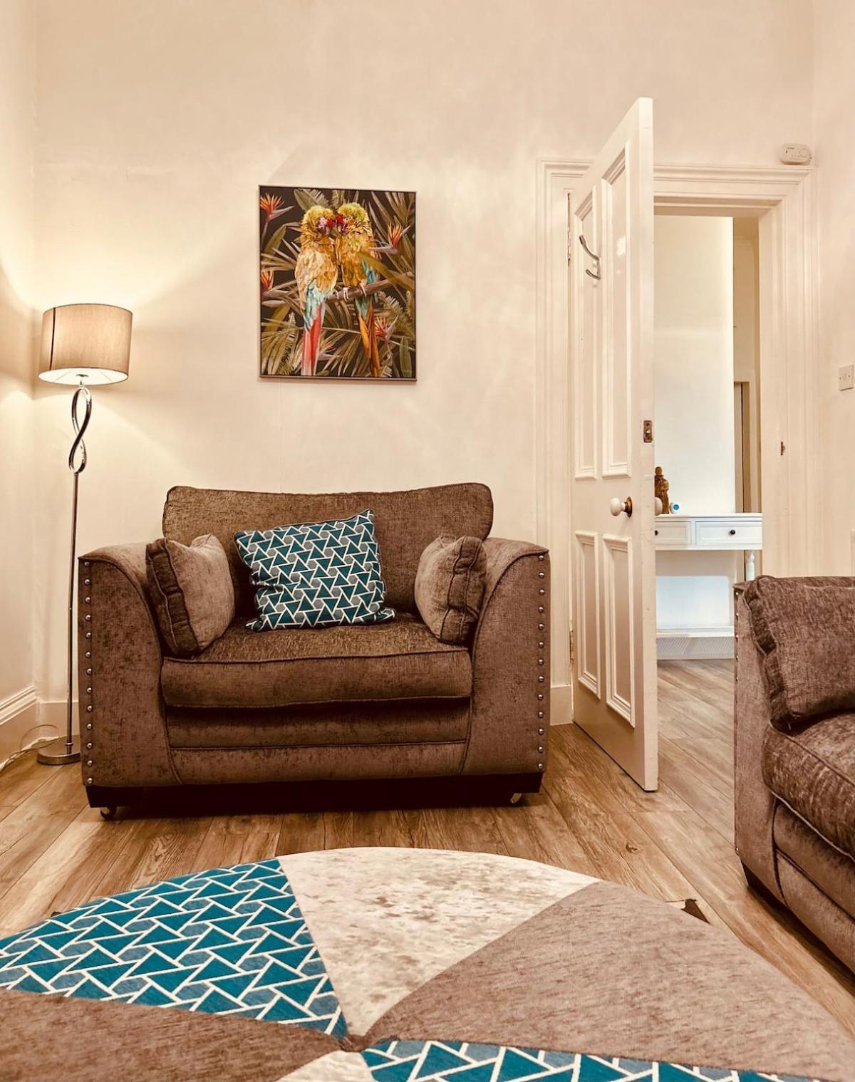 Attractions Retreat Apartment Edinburgh