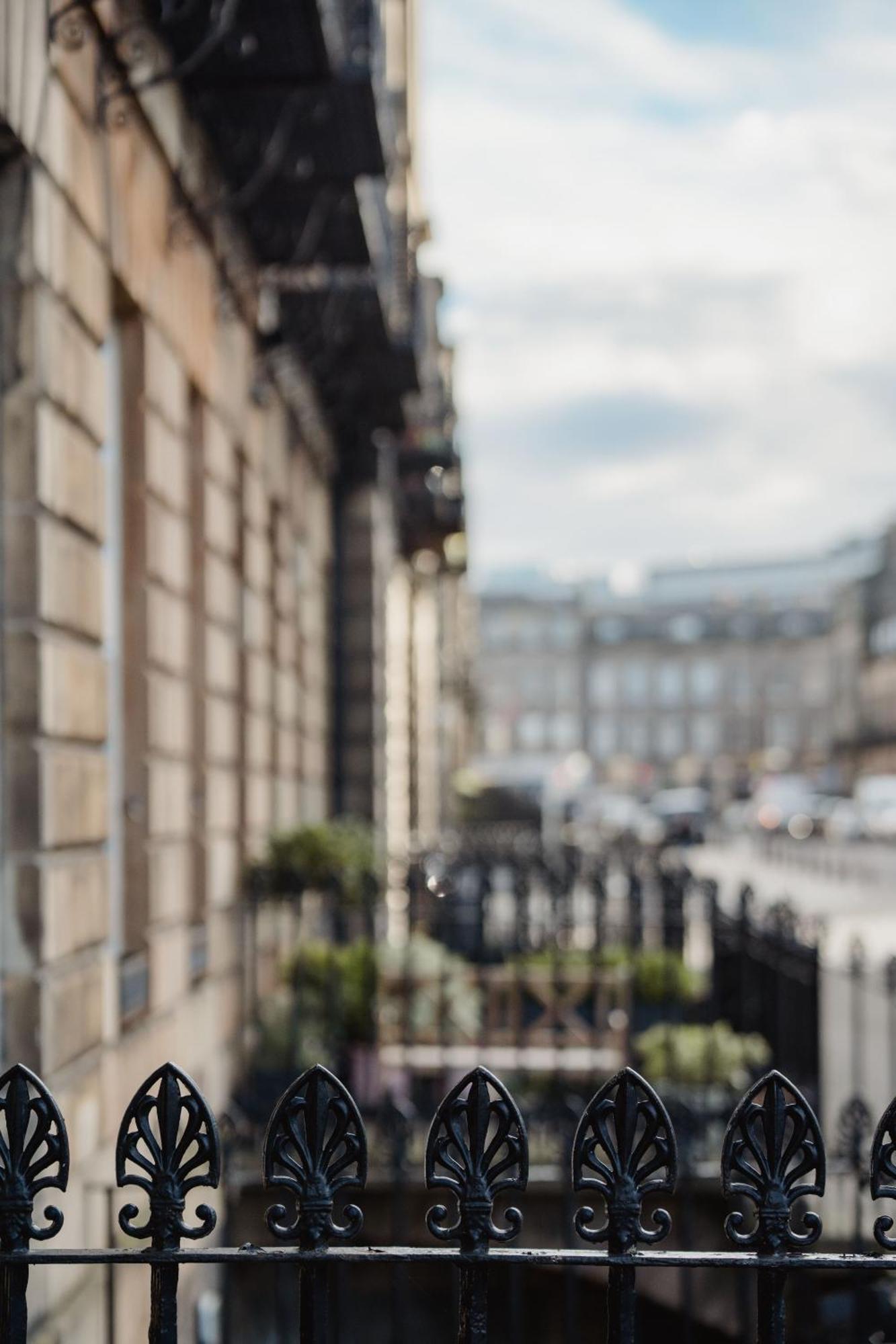 Apartment Prestigious Townhouse Close To Princes Street *