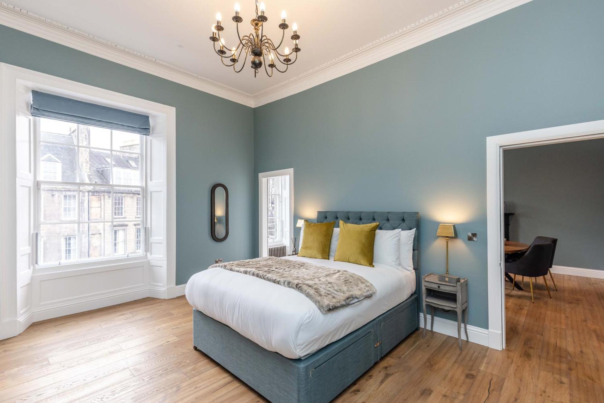 Apartment Dragon Luxury At 9 Albyn Place EDI
