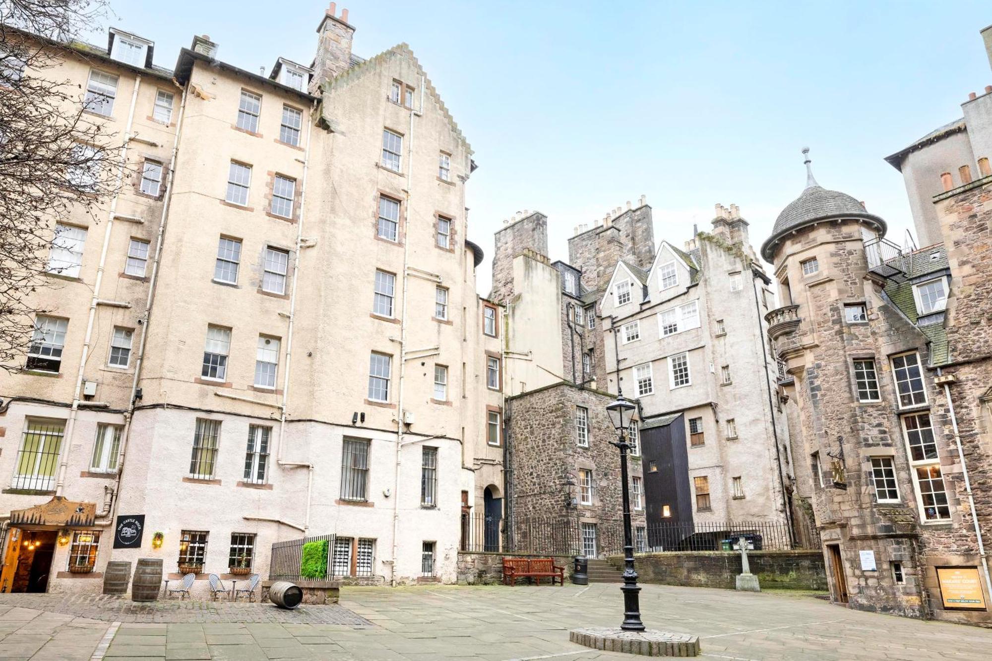 Apartment Joivy Classy Near Castle EDI