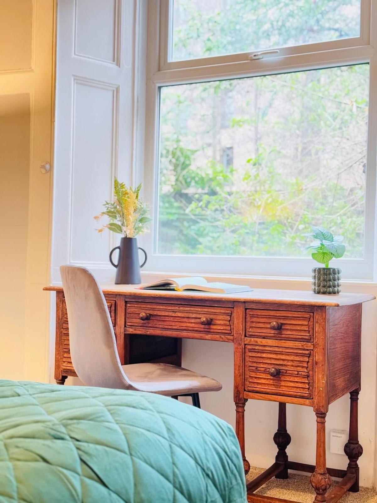 Deluxe Centre Apartment Edinburgh