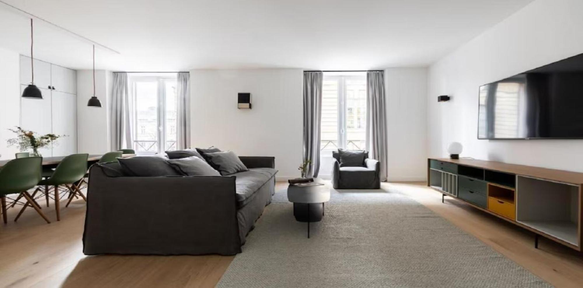 Luxury 3bdr Penthouse In