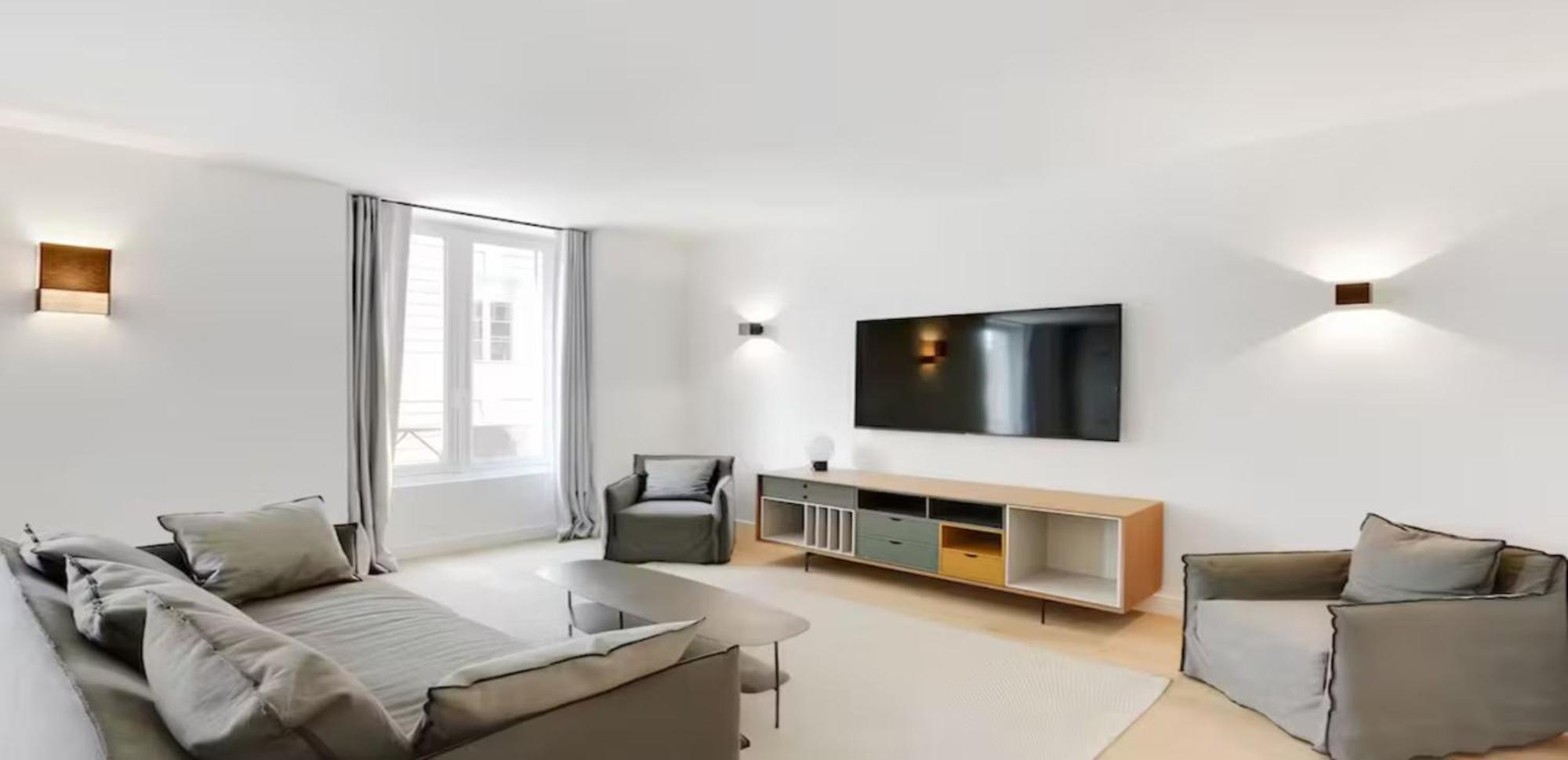 Luxury 3bdr Penthouse In Apartment