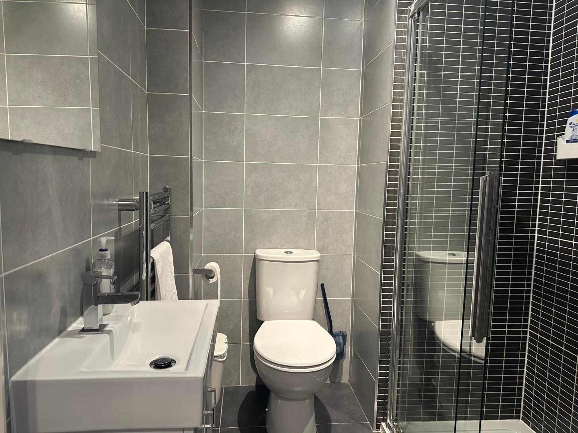 Apartment Comfortable One-bedroom Free Parking Space *