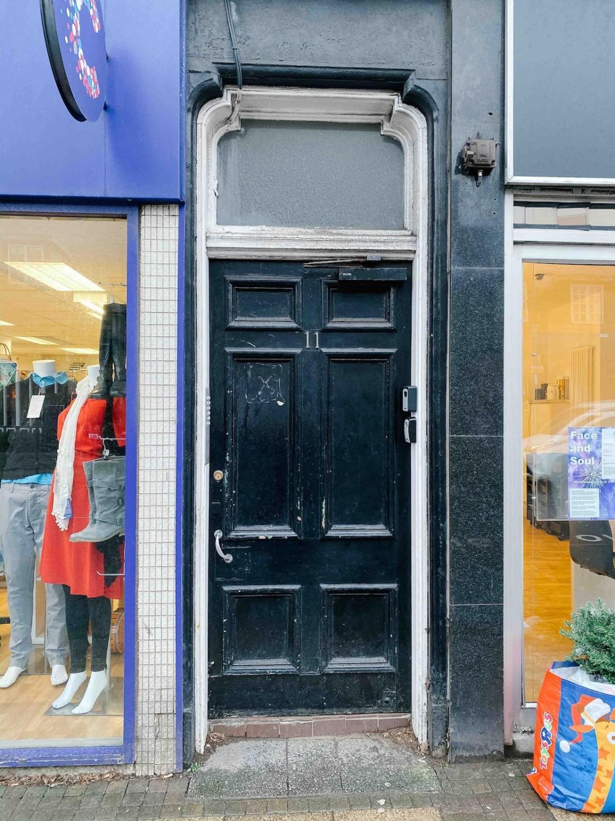 Chic Flat Close To Edinburgh, Airport, & Zoo Apartment