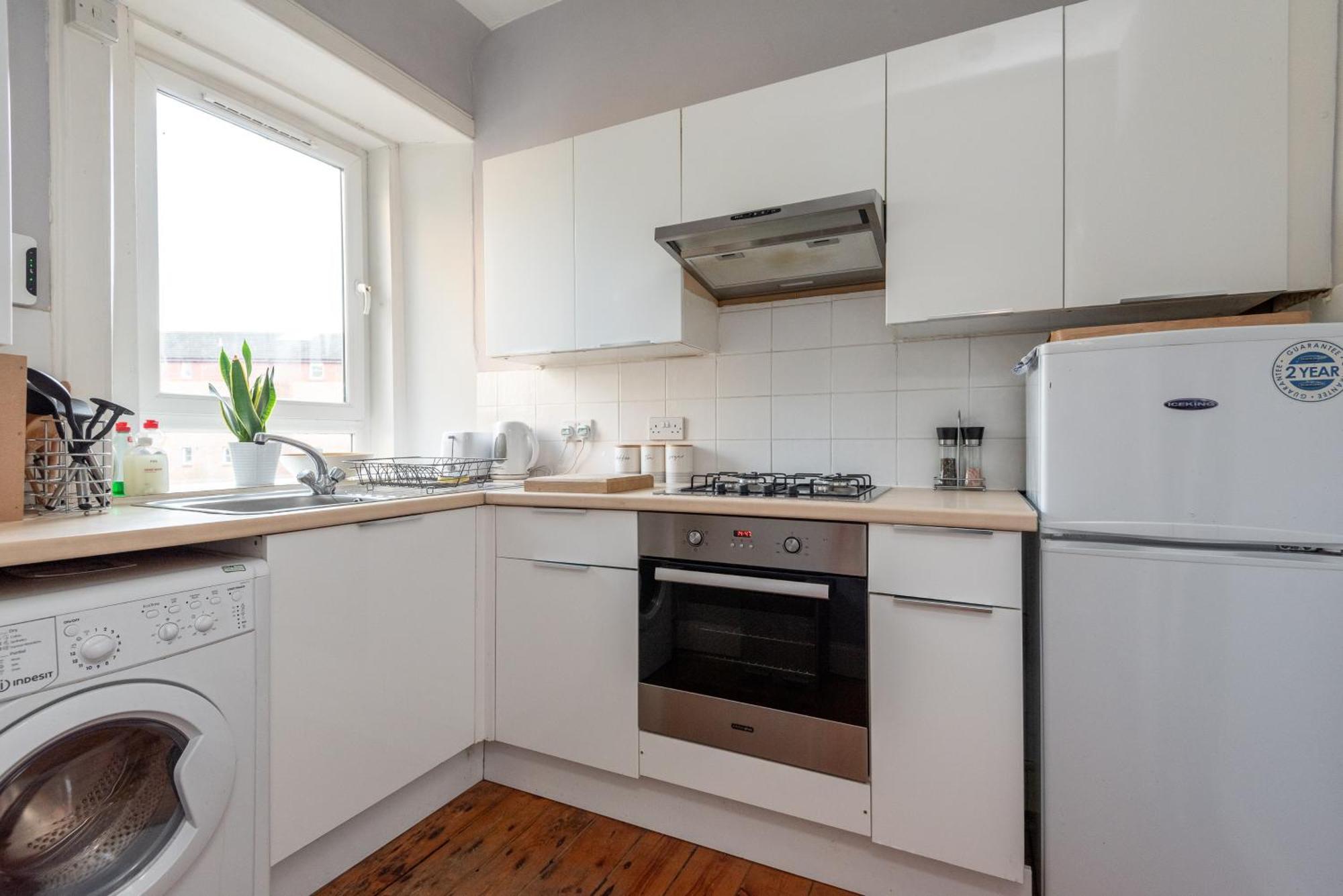 Bright And Quiet 1 Bedroom Apartment, Close To Haymarket Apartment *