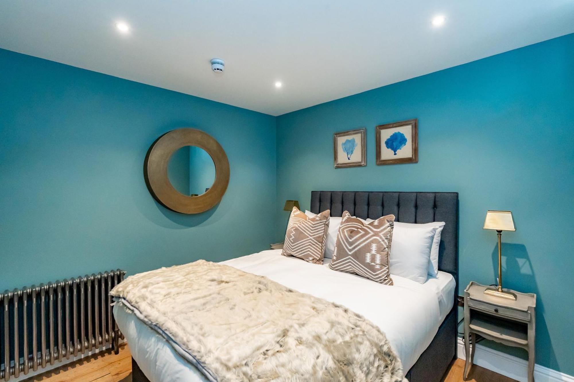 Dragon Luxury At 8 Albyn Place Apartment *