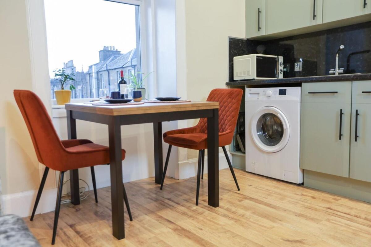 Apartment Cosy Centre Gem Edinburgh