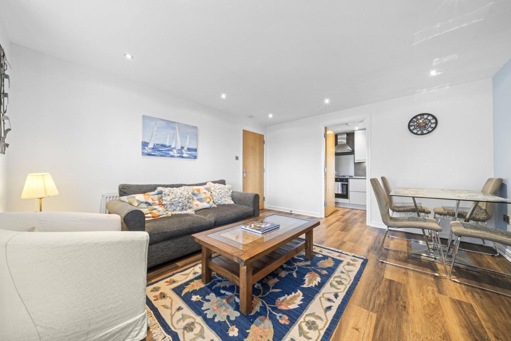 Slateford 2 Bedroom - *