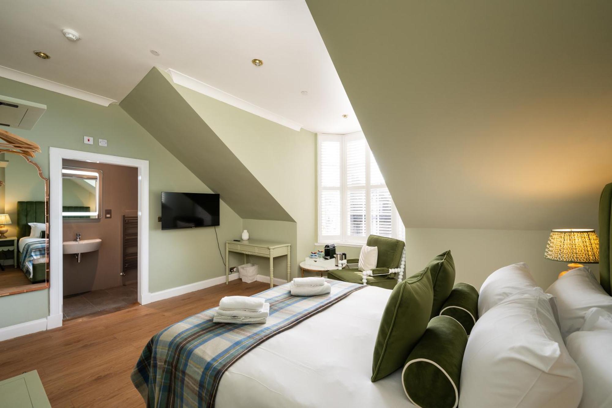 Guest house No. 53 Frederick Street 3*