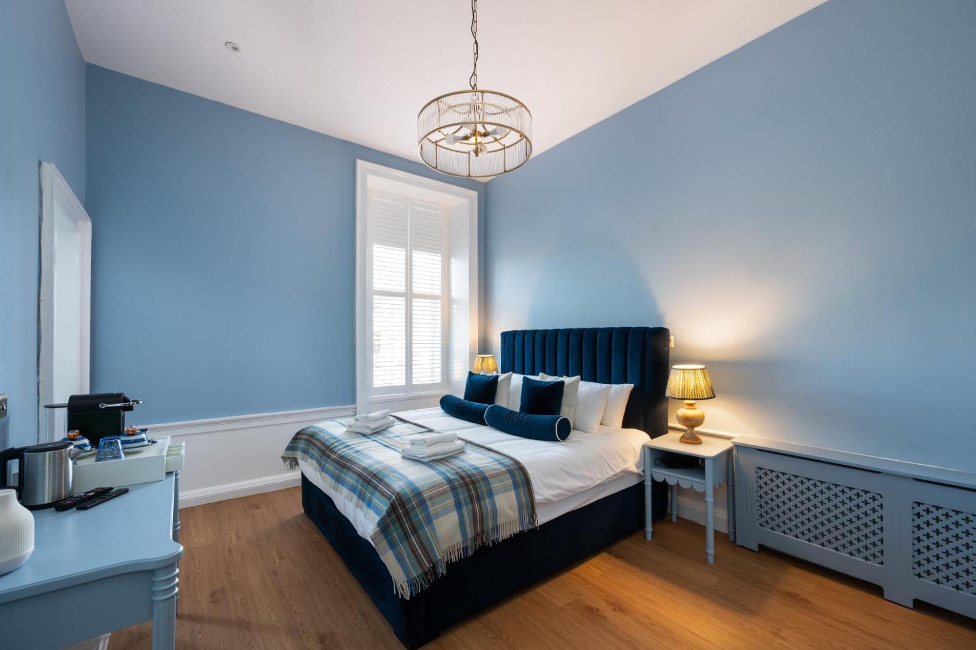 No. 53 Frederick Street Guest house