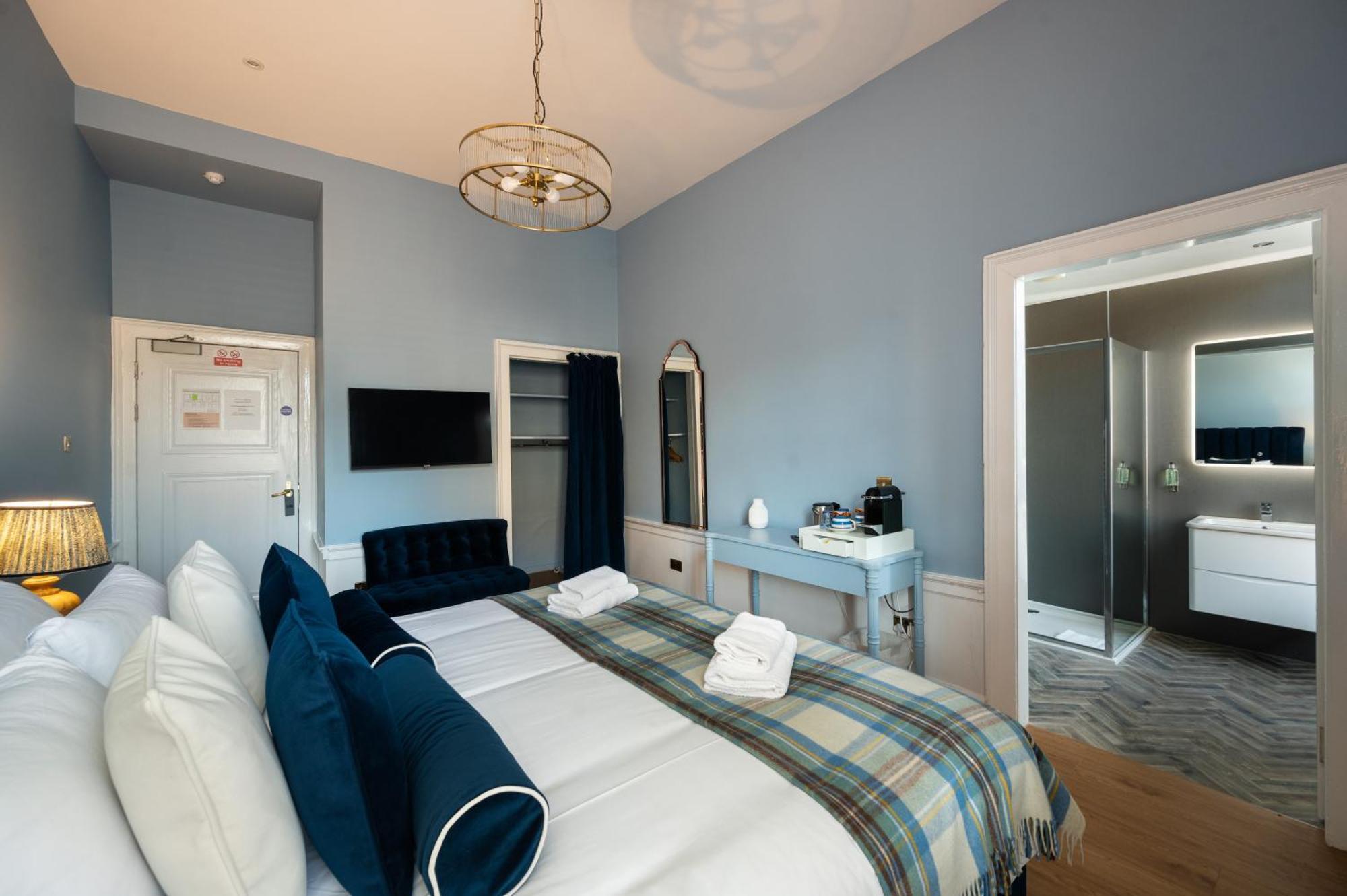 No. 53 Frederick Street Guest house 3*