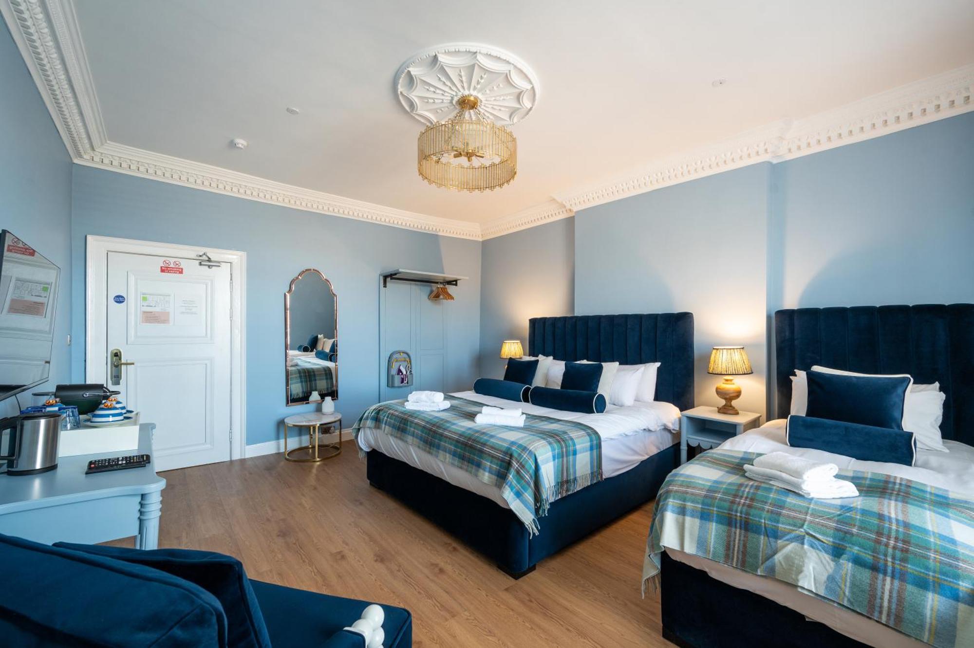No. 53 Frederick Street 3* Edinburgh