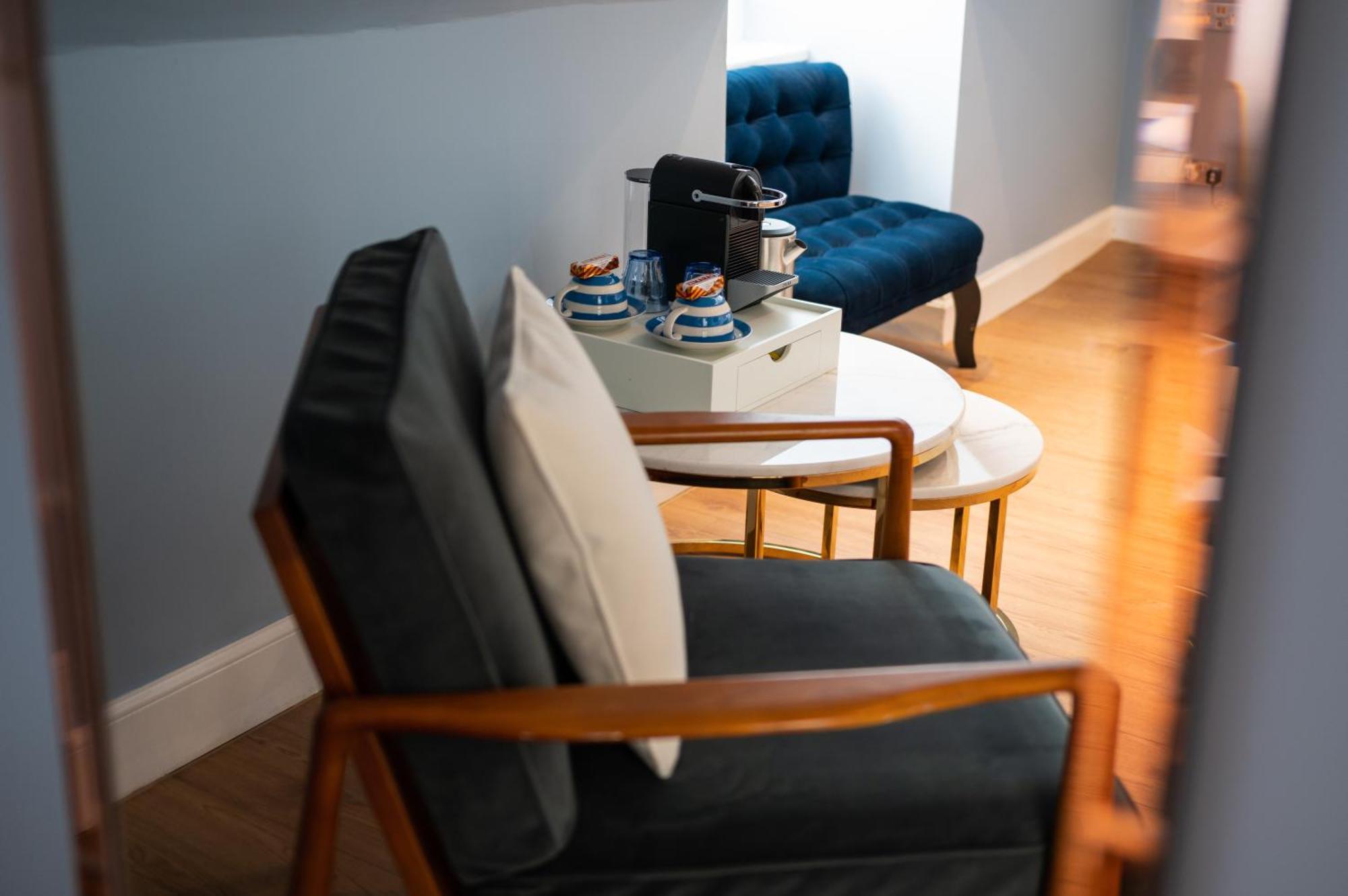 No. 53 Frederick Street Guest house