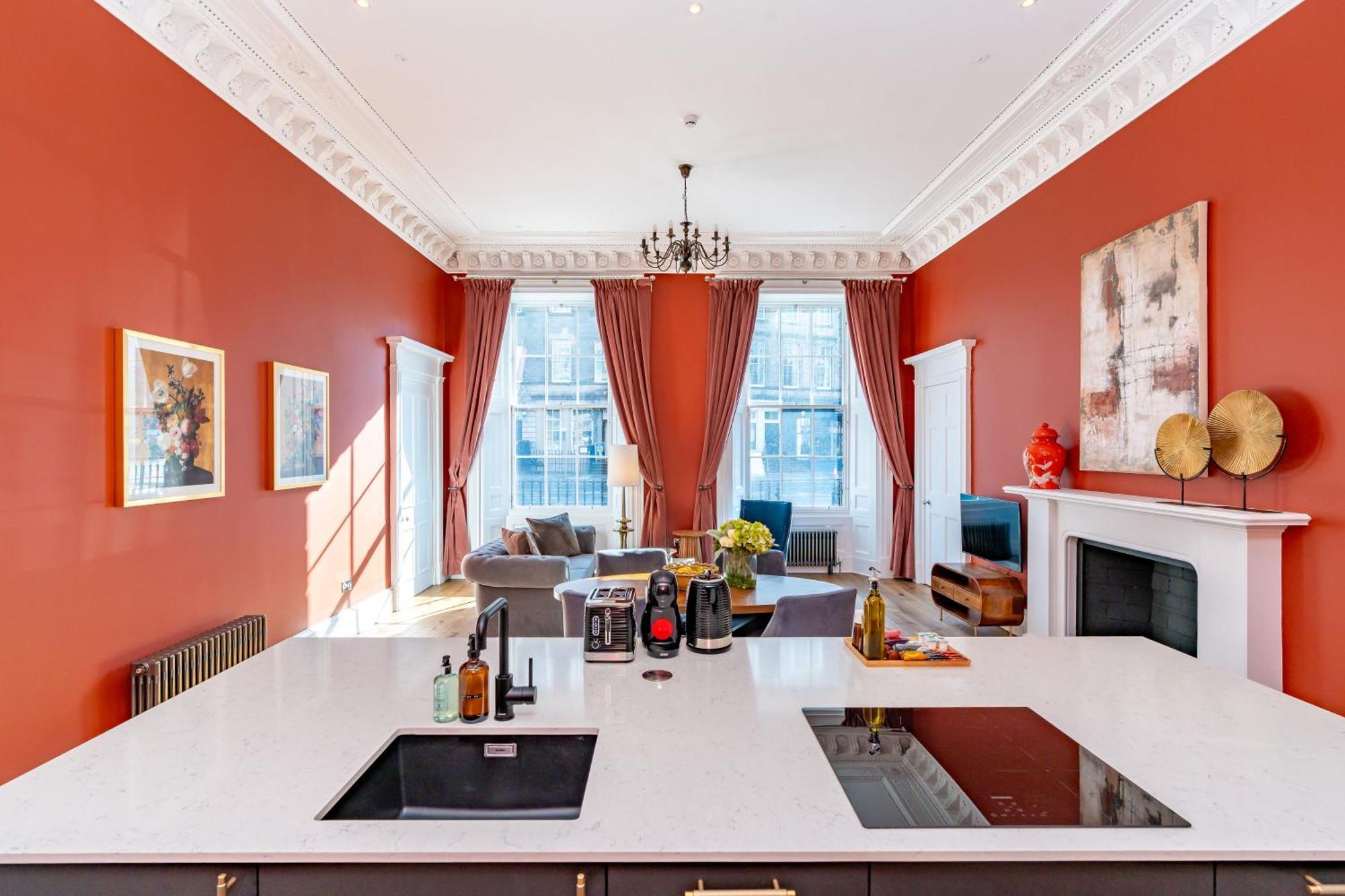 Dragon Luxury At 9 Albyn Place EDI