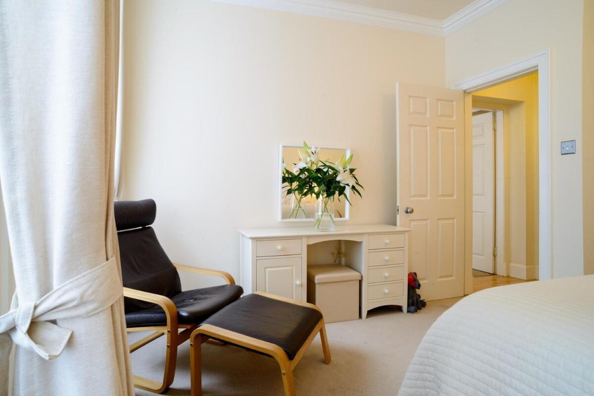 Apartment Beautiful Georgian 2 Bed Flat Edinburgh