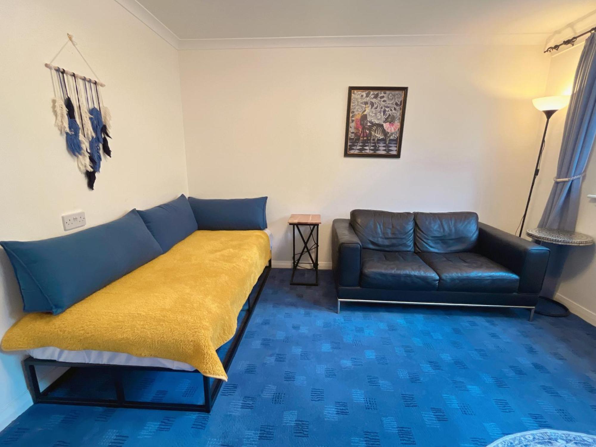 Relaxing Free Parking Space For One Apartment