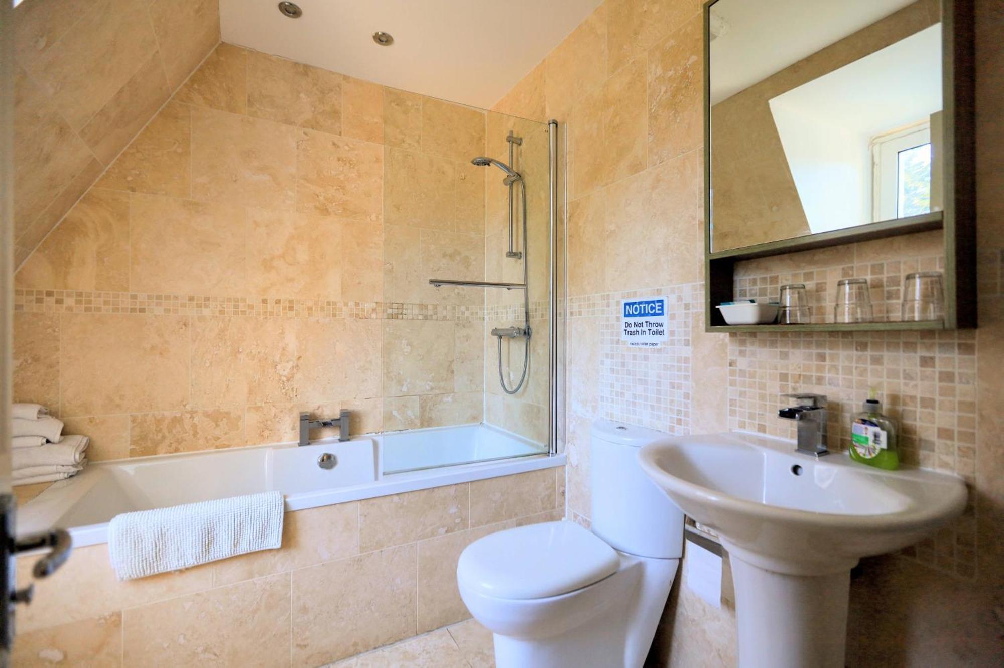 Frühstückspension Edinburgh Holiday Guest House 3*