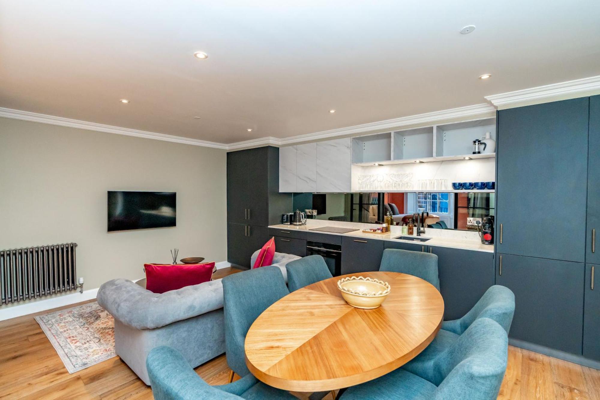 Dragon Luxury At 9 Albyn Place Apartment Edinburgh