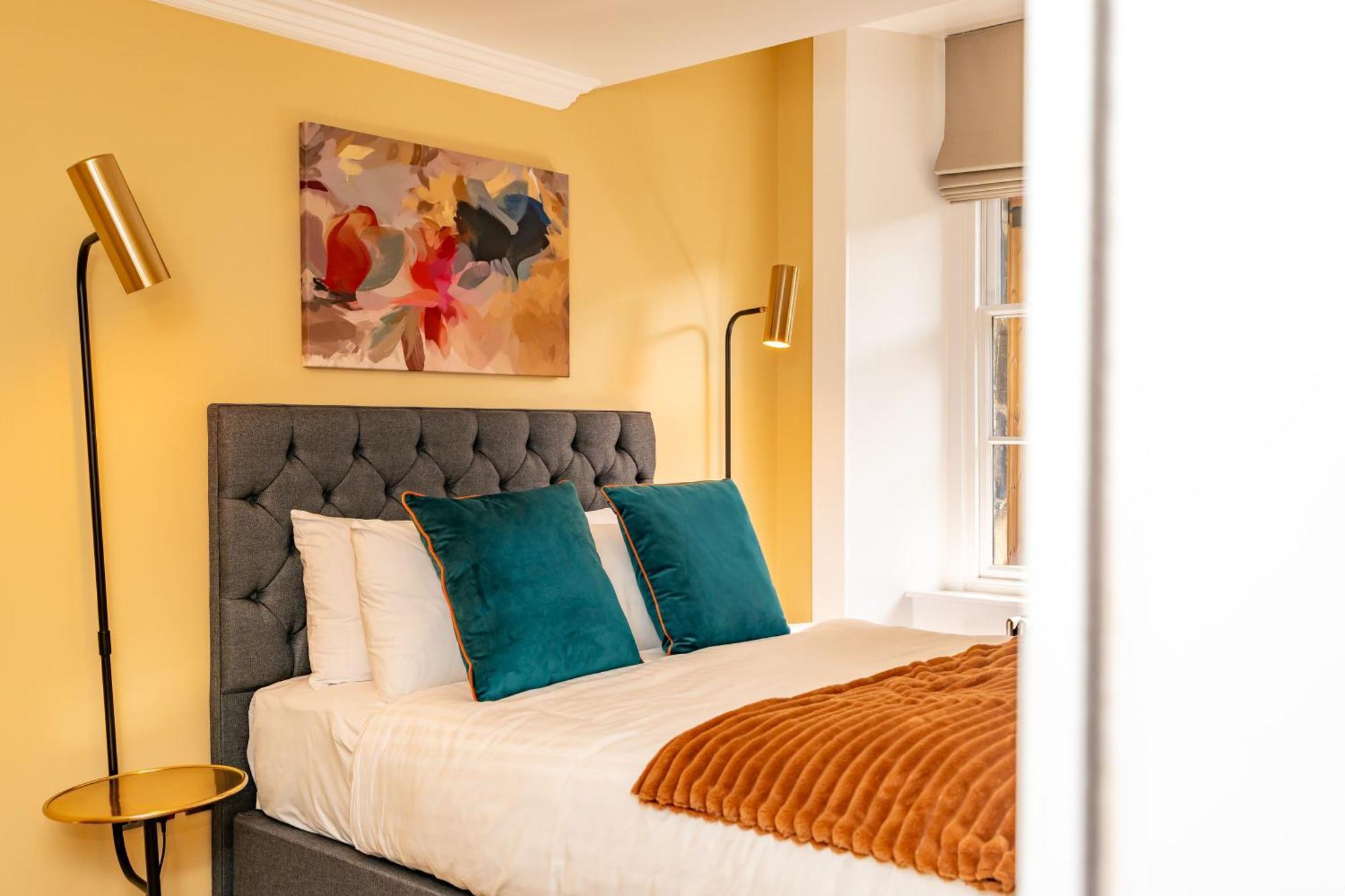Dragon Luxury At 9 Albyn Place Apartment