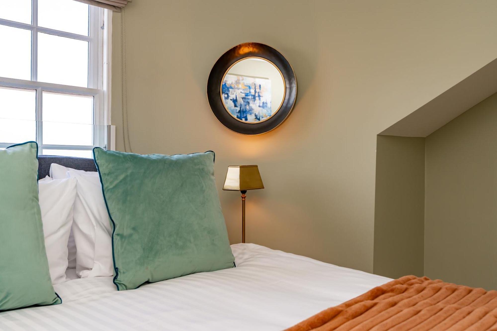 Dragon Luxury At 9 Albyn Place Apartment *