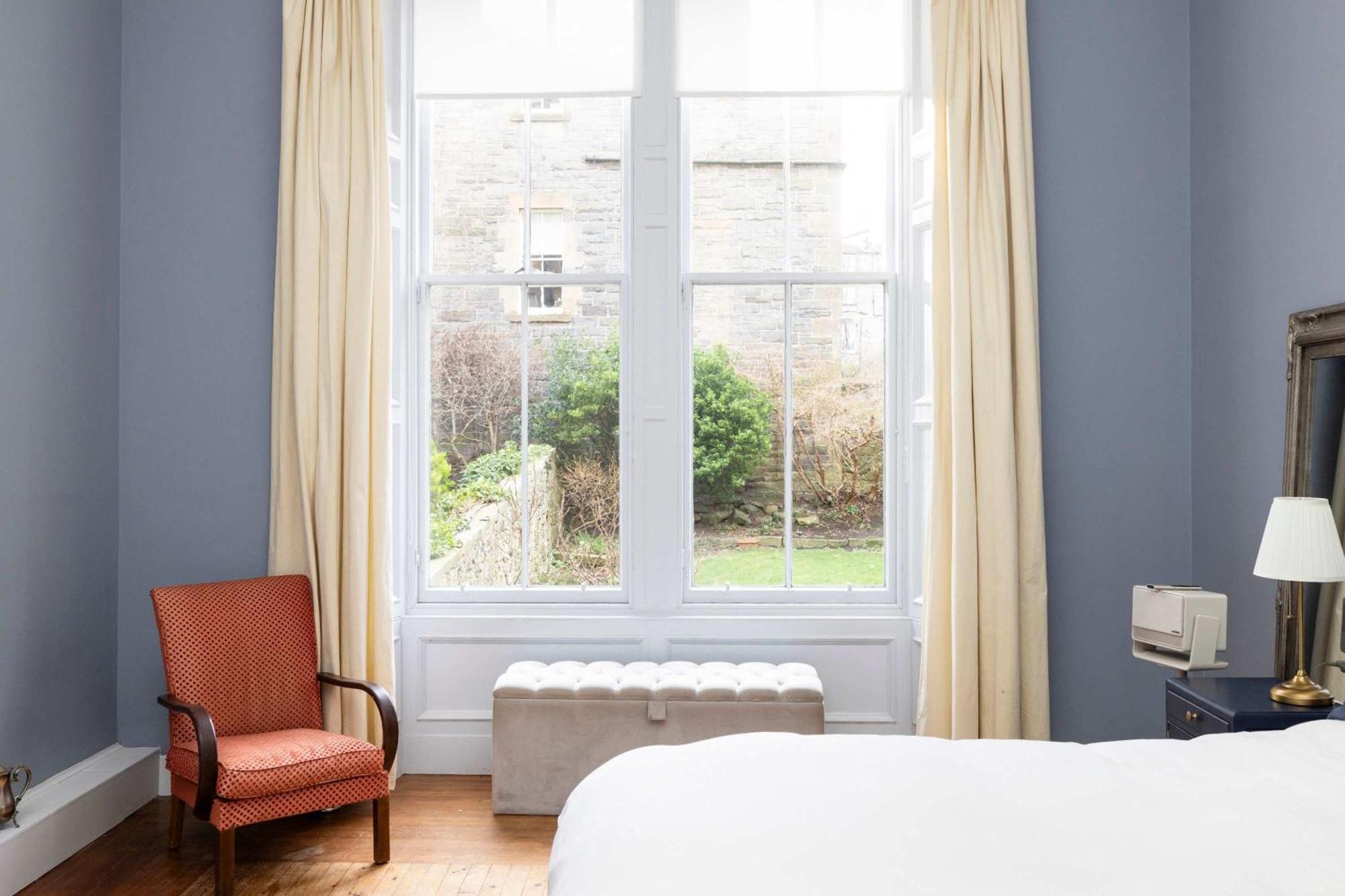 Apartment Joivy Spacious 2-bedroom Ground Floor Flat Edinburgh