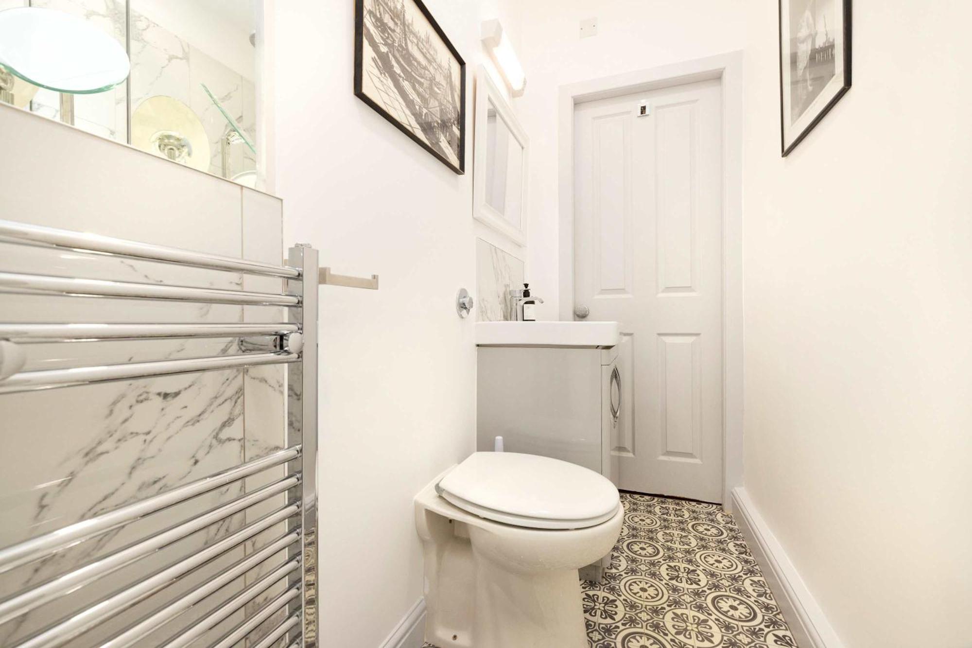 Joivy Spacious 2-bedroom Ground Floor Flat Edinburgh