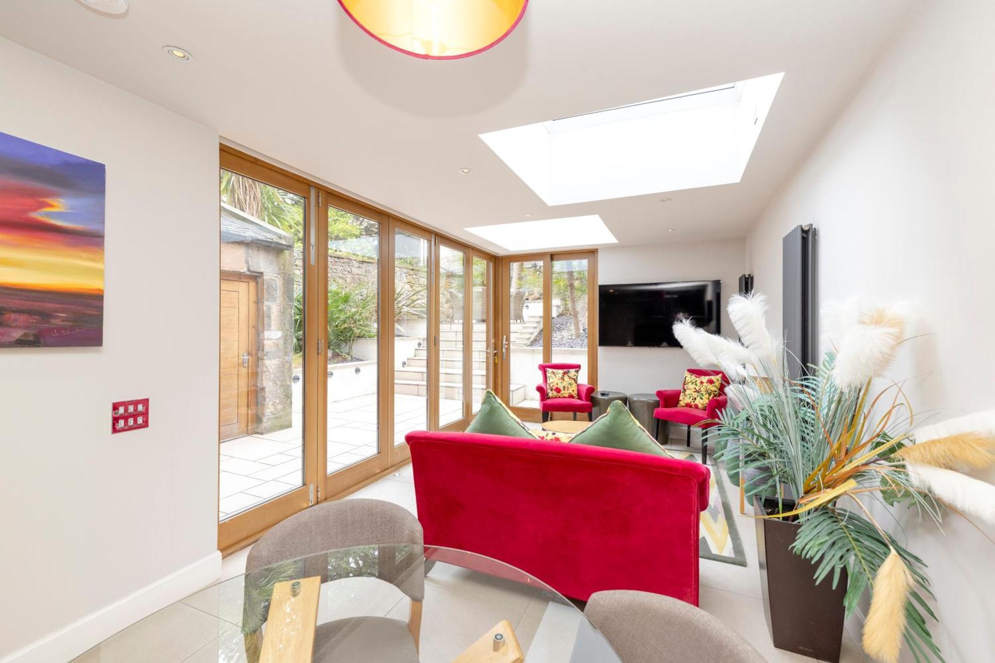 Joivy Ultra Luxe Near Princes Street Edinburgh