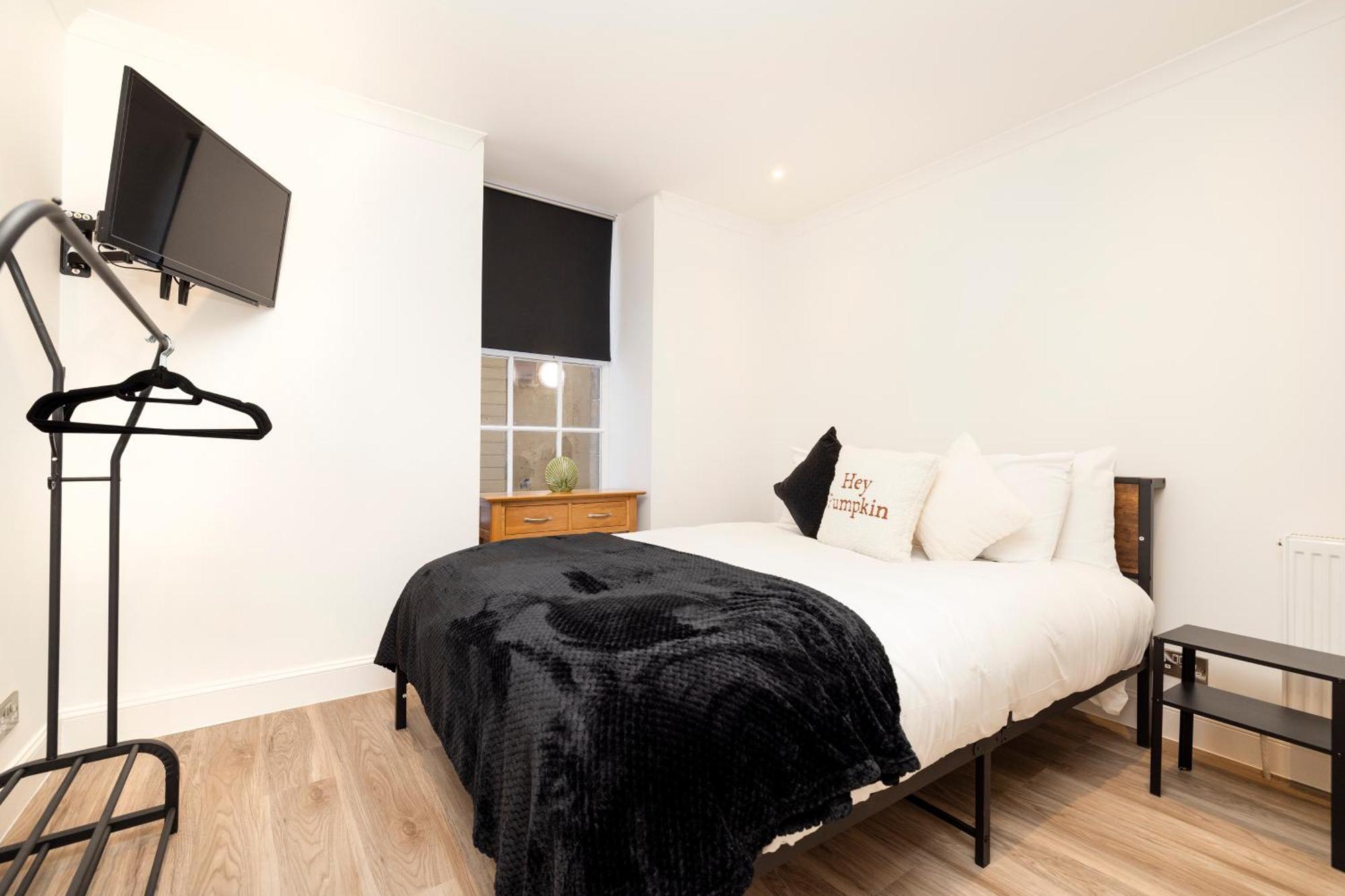 Joivy 3br Flat In Haymarket With Free Parking Apartment Edinburgh