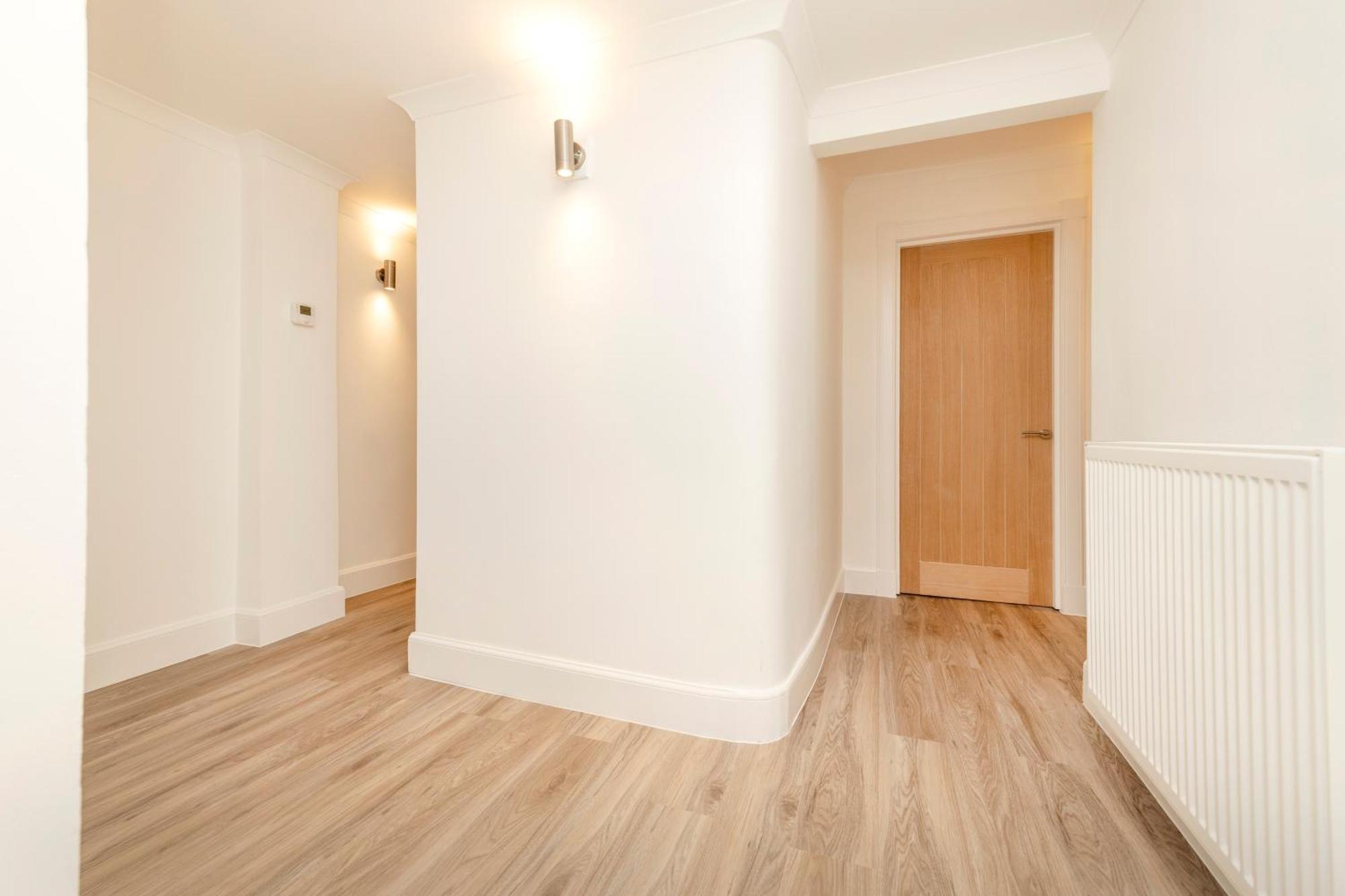 Joivy 3br Flat In Haymarket With Free Parking Apartment *