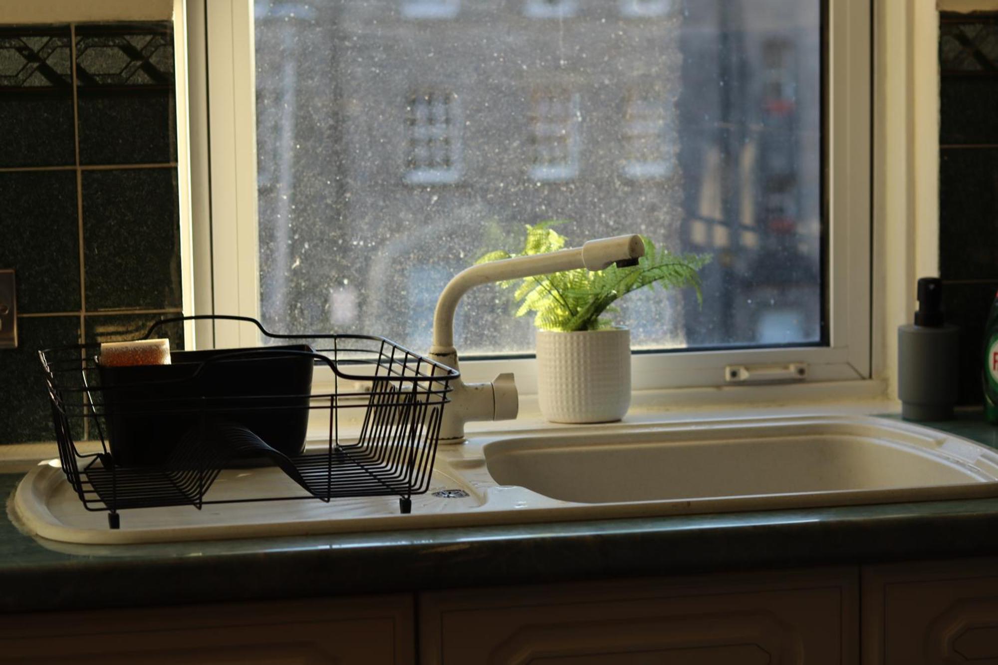 3 Bedrooms Flat In Old Town Sleeps 6 * Edinburgh